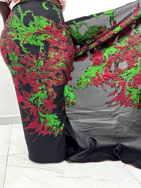 BROCADE BUSH WINERED